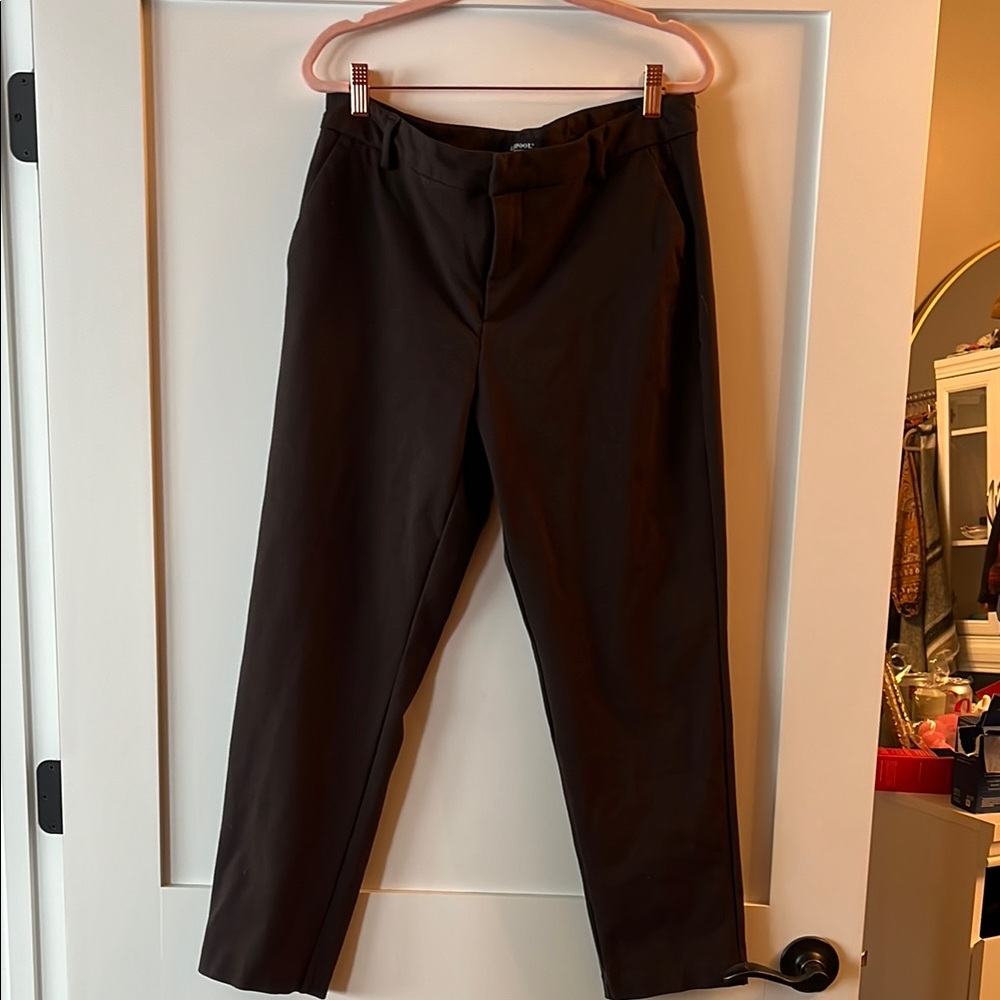 Liverpool chocolate Straight Leg Pants with Tailored Fit and Smooth Fabric